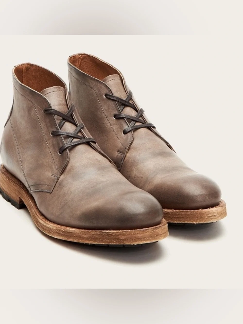 Frye Bowery Chukka Boot